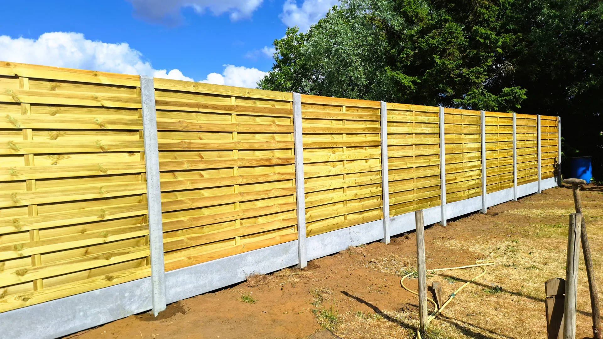 Professional close board fencing installation